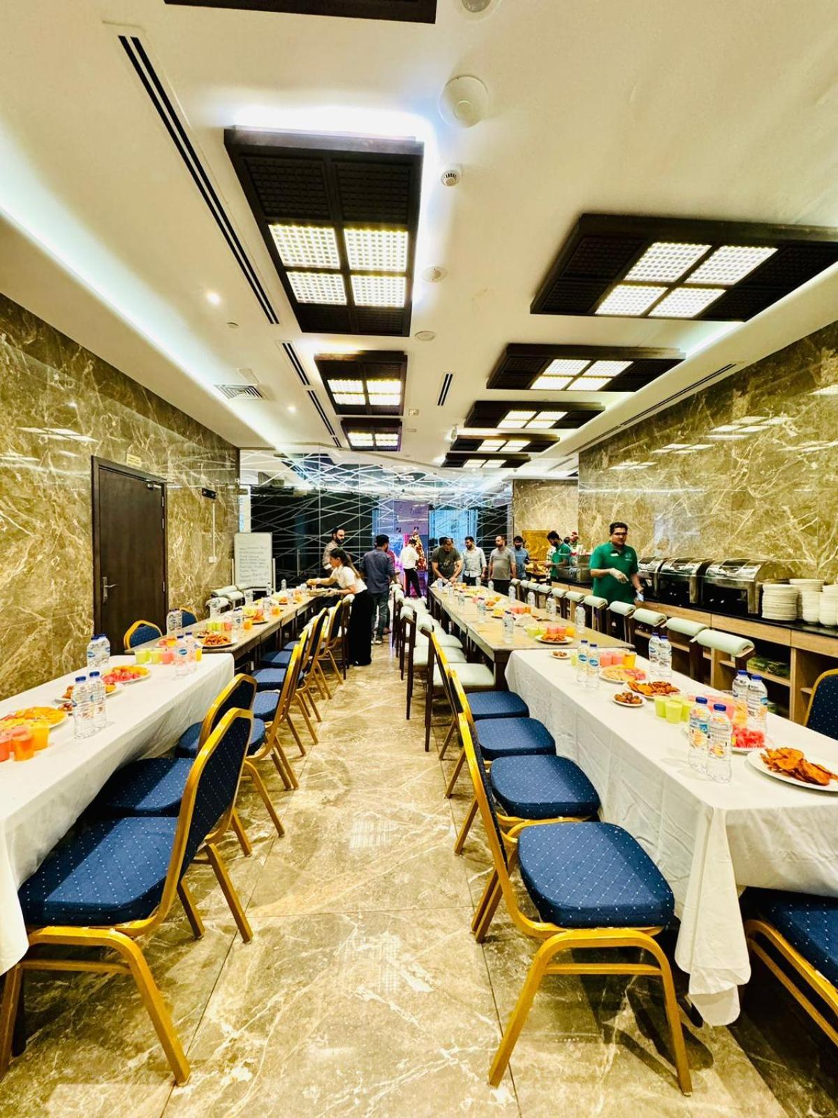Garden City Hotel Dubai Exterior foto